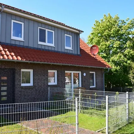Heringsmoewe, Haus An Den Salzwiesen, Baltrum